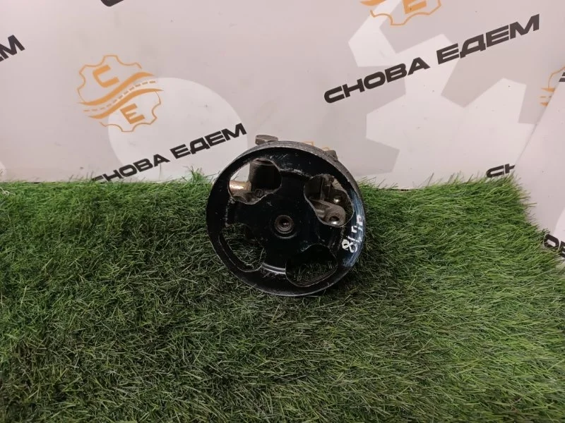 Насос гидроусилителя руля Mitsubishi Lancer 2009 MR403656 9 4G18