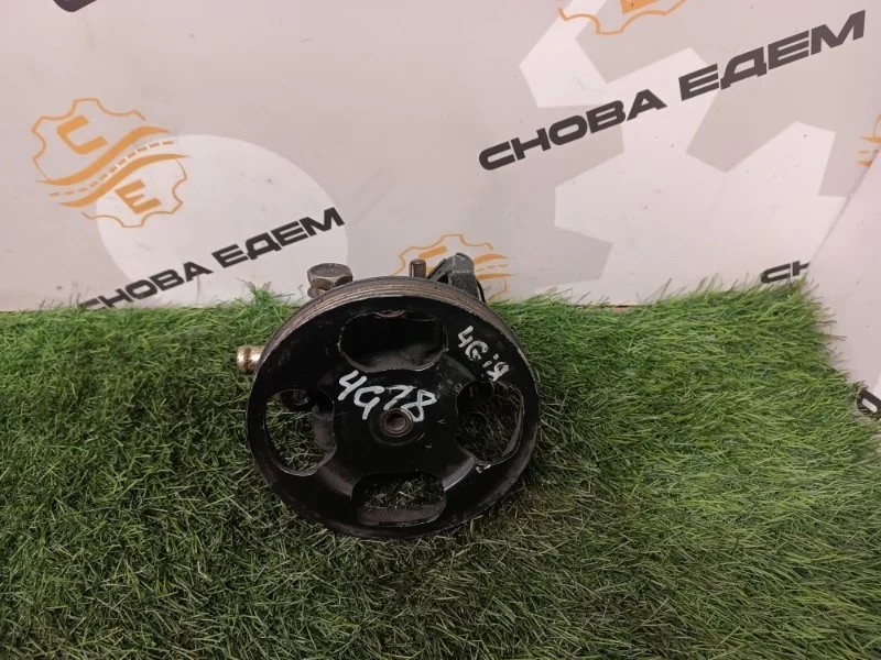 Насос гидроусилителя руля Mitsubishi Lancer 2009 MR403656 9 4G18