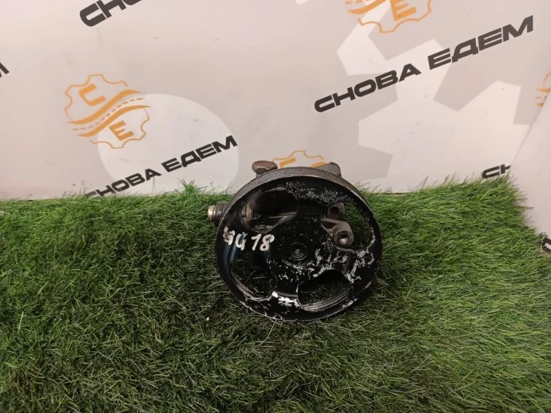 Насос гидроусилителя руля Mitsubishi Lancer 2009 MR403656 9 4G18