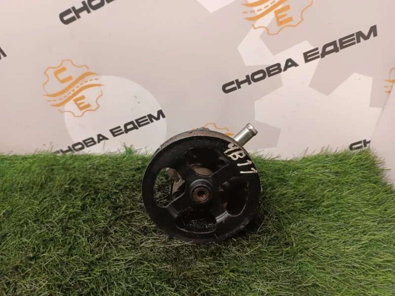 Насос гидроусилителя руля Mitsubishi Outlander MN100472 XL 4B11 2.0