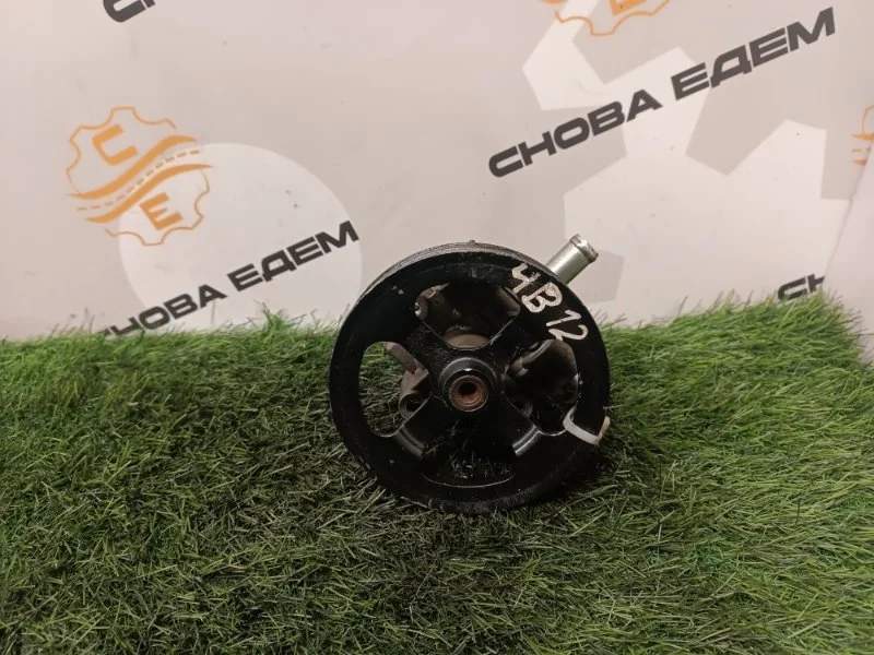 Насос гидроусилителя руля Mitsubishi Outlander 2009 MN100472 XL 4B12 2.4