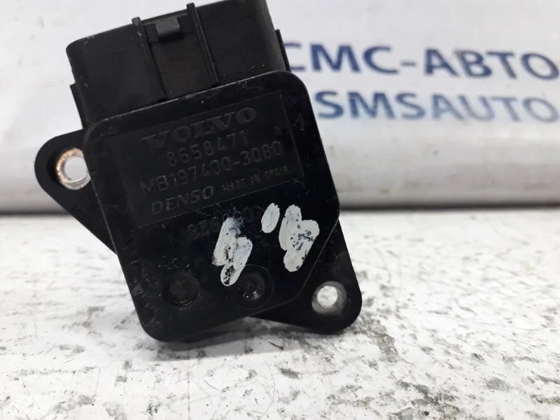 Расходомер воздуха Volvo C30 8658471