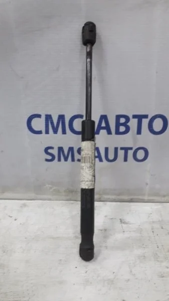 Амортизатор капота Volvo XC60 30784935