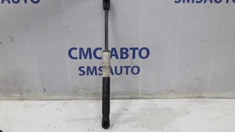 Амортизатор капота Volvo XC60 30784935