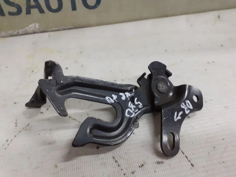 Крюк капота Volvo XC70 2008-2014 31278341