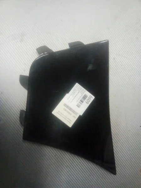 Накладка бампера Volvo XC90 39980963, задняя правая