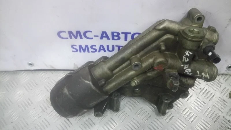 Корпус масляного фильтра Audi Q7 079115401AA 4.2 BAR