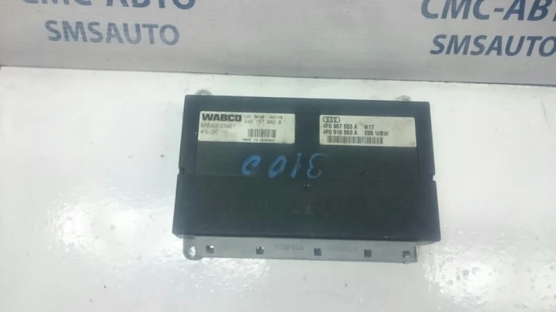 Блок управления пневмоподвеской Audi A6 4F0907553A 4F