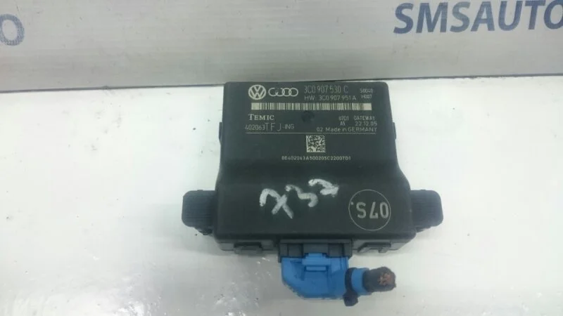 Блок электронный Volkswagen Passat 3C0907530C B6