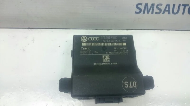 Блок электронный Volkswagen Passat 3C0907530C B6