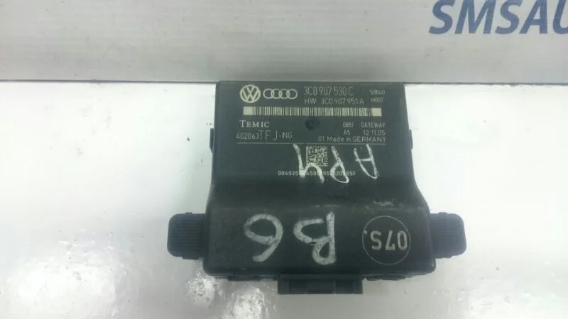 Блок электронный Volkswagen Passat 3C0907530C B6