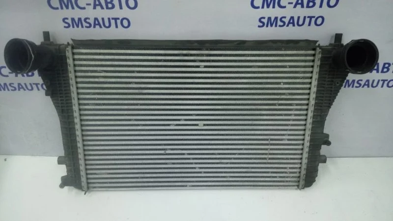 Интеркулер Volkswagen Passat 3C0145805F B6