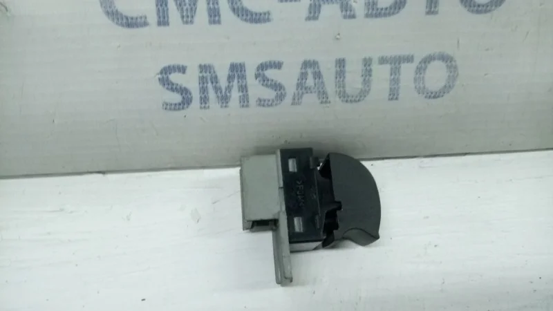 Кнопка стеклоподъемника Audi A6 4B0959855 C5