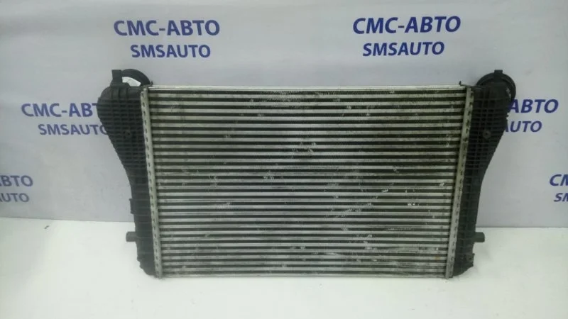 Интеркулер Volkswagen Passat 3C0145805F B6