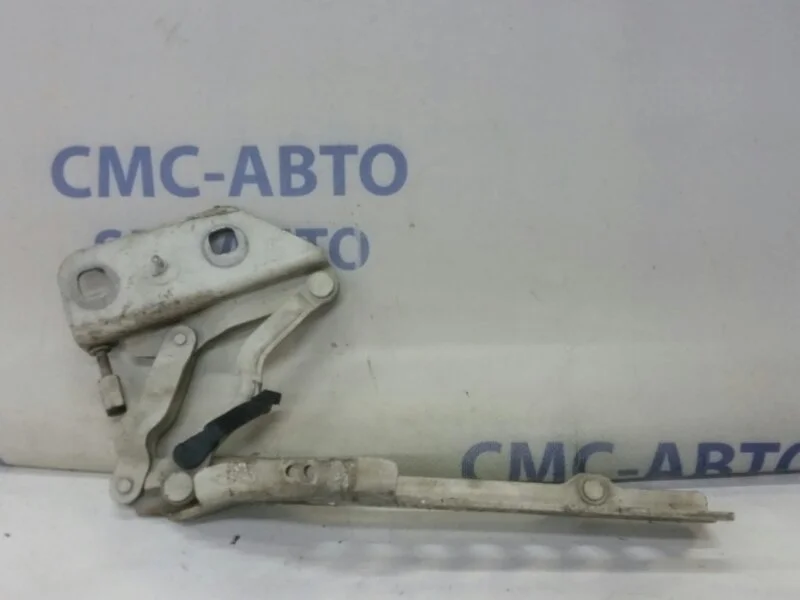 Петля капота Audi A8 4E0823302G D3, правая