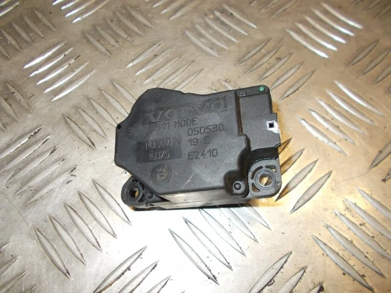 Моторчик заслонки отопителя Volvo S60 2001-2009 30676511