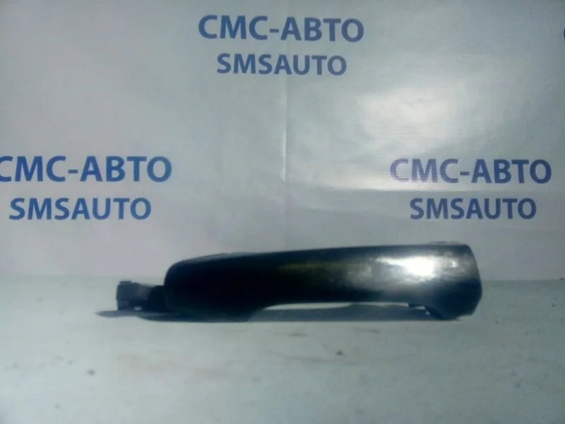 Ручка двери наружная Volvo C30 2007-2010 39879658 С30 2.4 B5244S