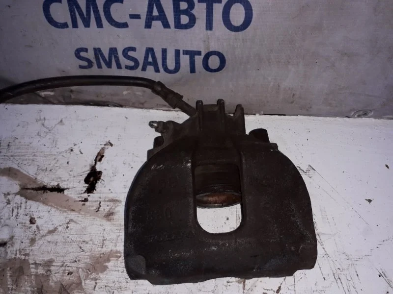 Суппорт Volvo XC70 2001-2004 8251317 ХС70 2.4T B5244T3, передний правый