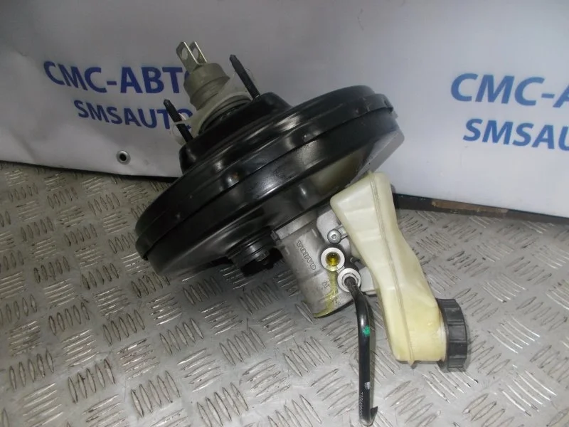 Усилитель тормозов вакуумный Volvo C30 2007-2010 31341827 2.4 B5244S