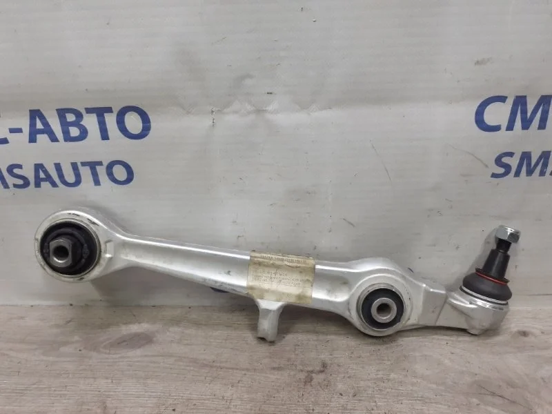 Рычаг нижний Audi 0301895, передний