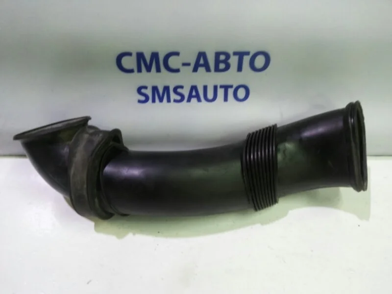 Воздуховод ДВС Volkswagen Touareg 2003-2006 7L6129752B 4.2 AQX
