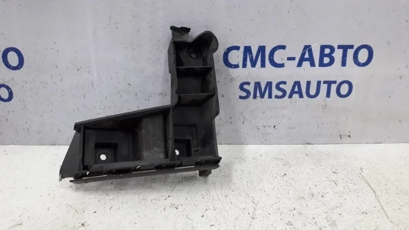 Кронштейн бампера Volvo XC70 2007-2012 30678651 2.5T, задний правый