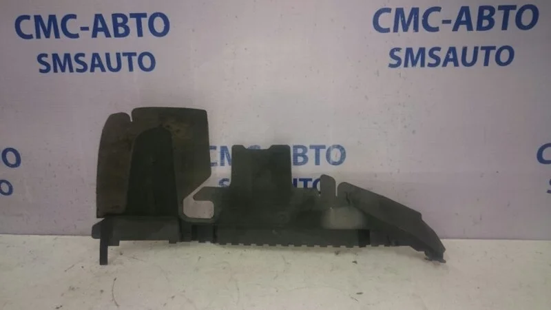 Воздухозаборник Audi A6 2005 4F0121284C C6 3.2 AUK, правый