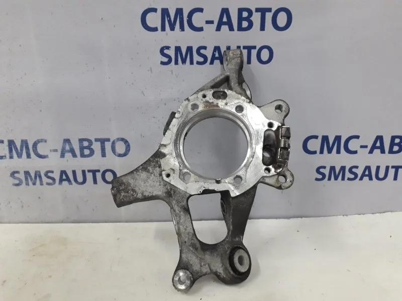 Кулак поворотный Mercedes-Benz CLS-Class A2113508408 W219 CLS350, задний правый