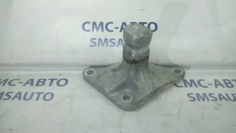 Кронштейн ДВС Audi A6 2005 4F0199343G C6 3.2 AUK