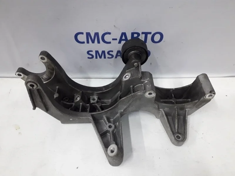 Кронштейн кондиционера Volkswagen Touareg 022260087F 3.6FSI BHK