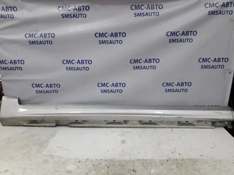 Накладка порога Volvo V70 2008-2012 39882946 V70 2.5T, левая