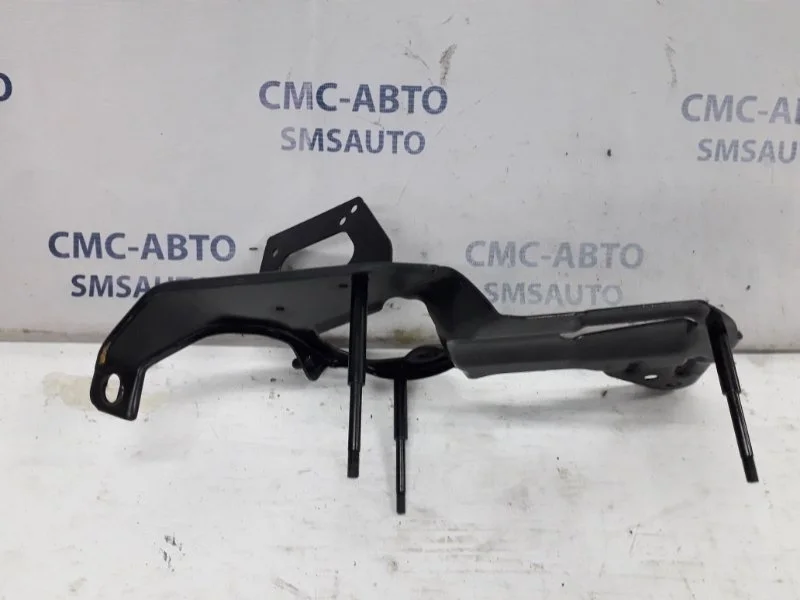 Кронштейн компрессора пневмоподвески Mercedes-Benz R-Class A2513210040 W251 3.5