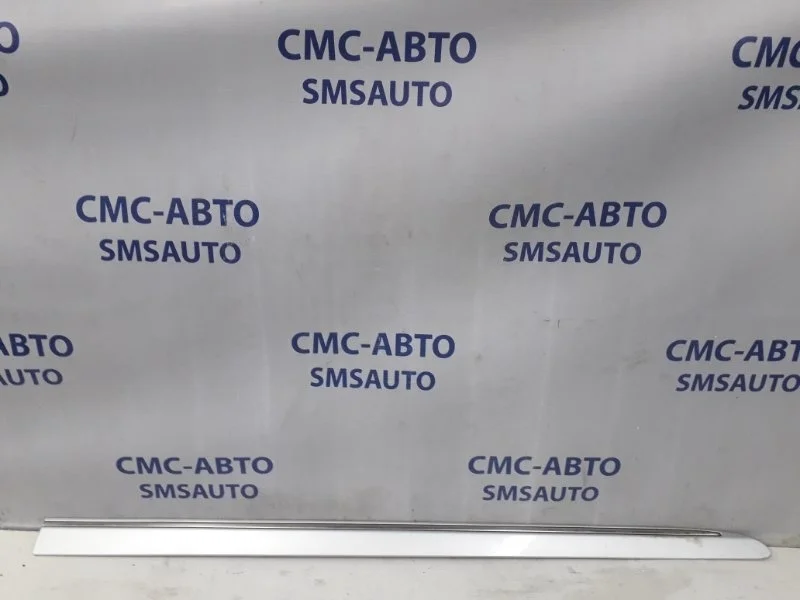 Молдинг двери Mercedes-Benz R-Class A2516902262 W251 3.5, передний правый