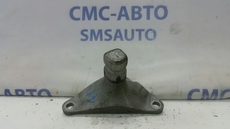 Кронштейн ДВС Audi A6 2005-2007 4F0199343C C6 2.4 BDW, передний