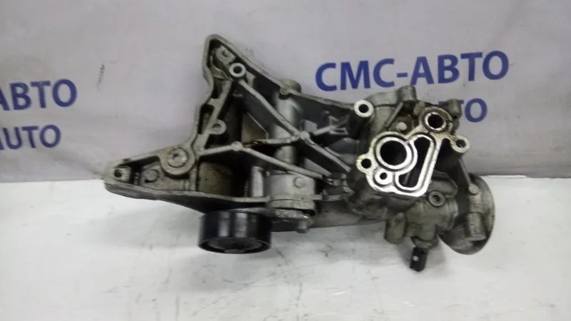 Кронштейн генератора Volkswagen Tiguan 06J903143 2.0T