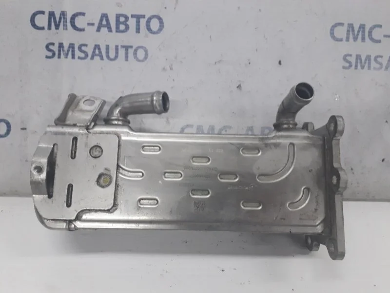 Радиатор дополнительный Mercedes-Benz E-Class A6511400675 W212 2.2TD