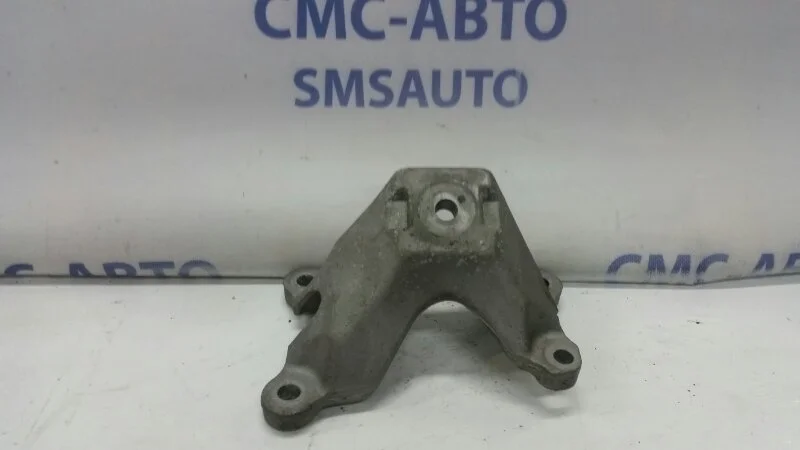 Кронштейн ДВС Audi A6 4F0199307M C6, левый