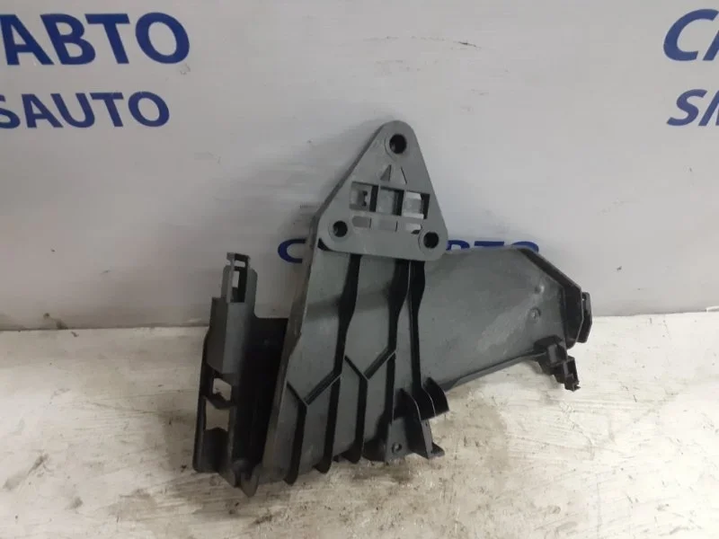 Кронштейн замка двери Volvo S60 2010-2013 30784314 С60 1.6T, передний левый