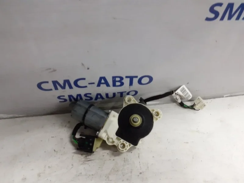 Моторчик стеклоподъемника Mercedes-Benz CLS-Class A2198200542 W219 3.5, передний левый