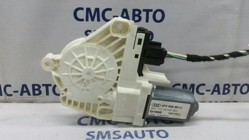 Моторчик стеклоподъемника Audi A6 Allroad 2006-2010 4F0959801C C6 3.2