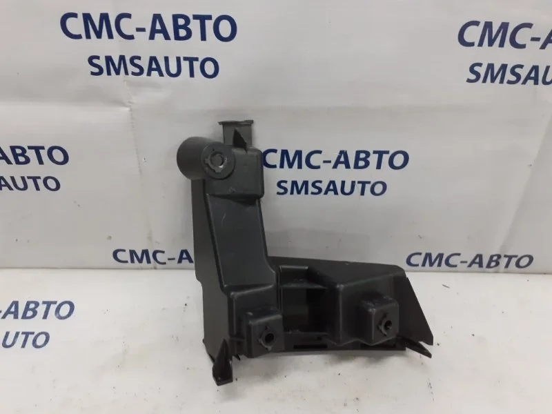 Кронштейн бампера под фонарь Volvo XC70 2008-2012 30678651, задний правый