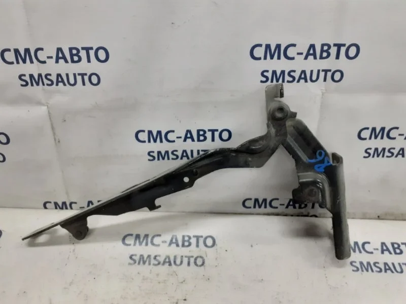 Петля капота Volvo S60 2010-2013 30799179 С60 1.6T, правая