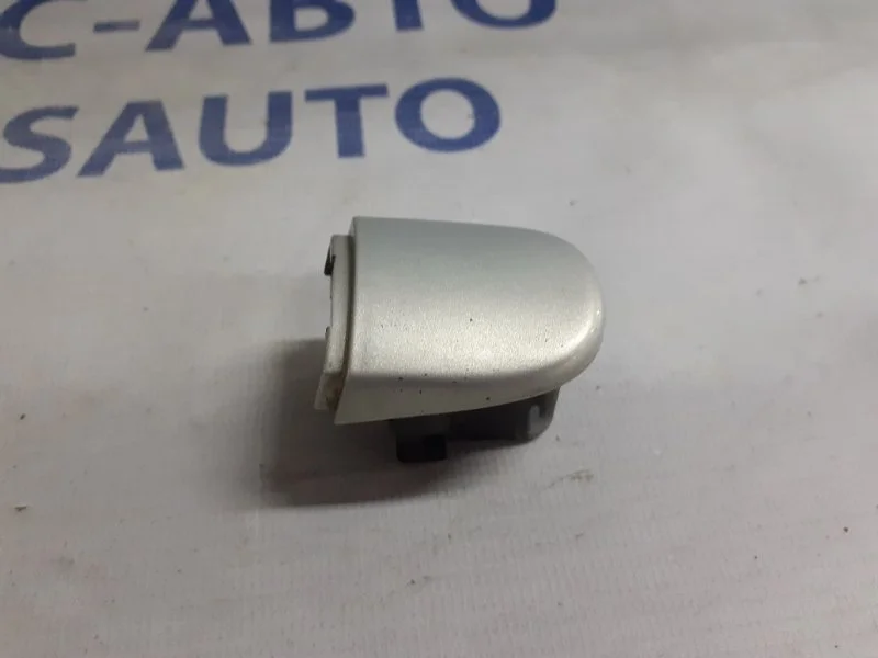 Накладка ручки двери наружняя Volkswagen Tiguan 5N0839167B 2.0TD, задняя