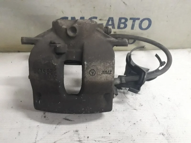 Суппорт Mercedes-Benz C-Class A2044212481 W204 1.8Т, передний правый