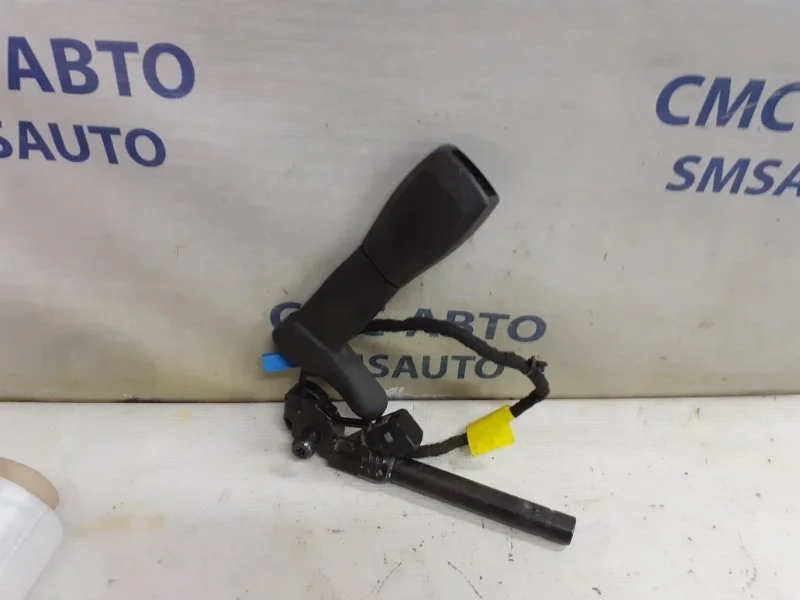 Замок ремня безопасности Volvo XC60 8630467 ХС60 2.4D, передний правый