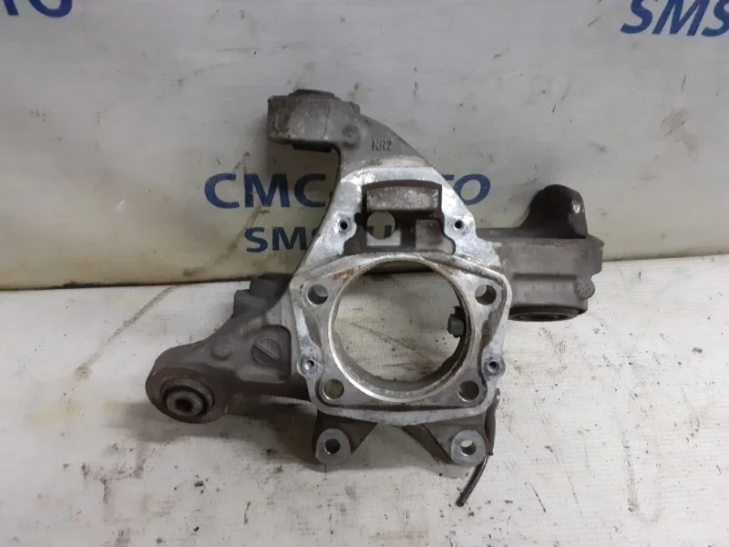 Кулак поворотный Volvo XC70 2005-2007 30666468 ХС70 2.5T, задний правый