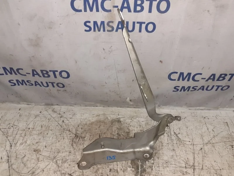 Петля капота Volvo XC90 2003-2006 30716882 ХС90 2.5T, левая