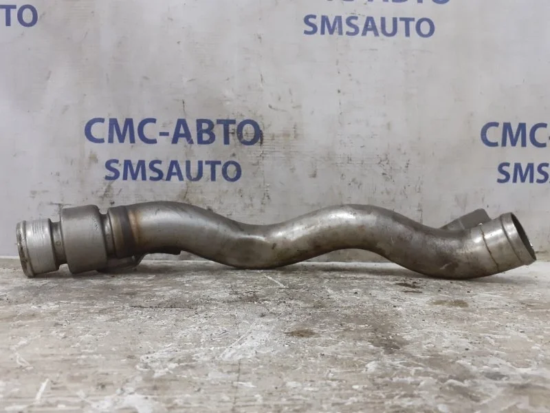 Патрубок воздушный Volvo XC60 31319502 ХС60 2.0T, правый