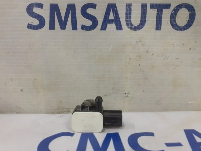 Датчик удара Volvo XC60 31334336 ХС60 2.0T, передний