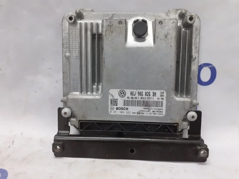 Блок управления ДВС Volkswagen Passat CC 06J906026BN 2.0T, передний